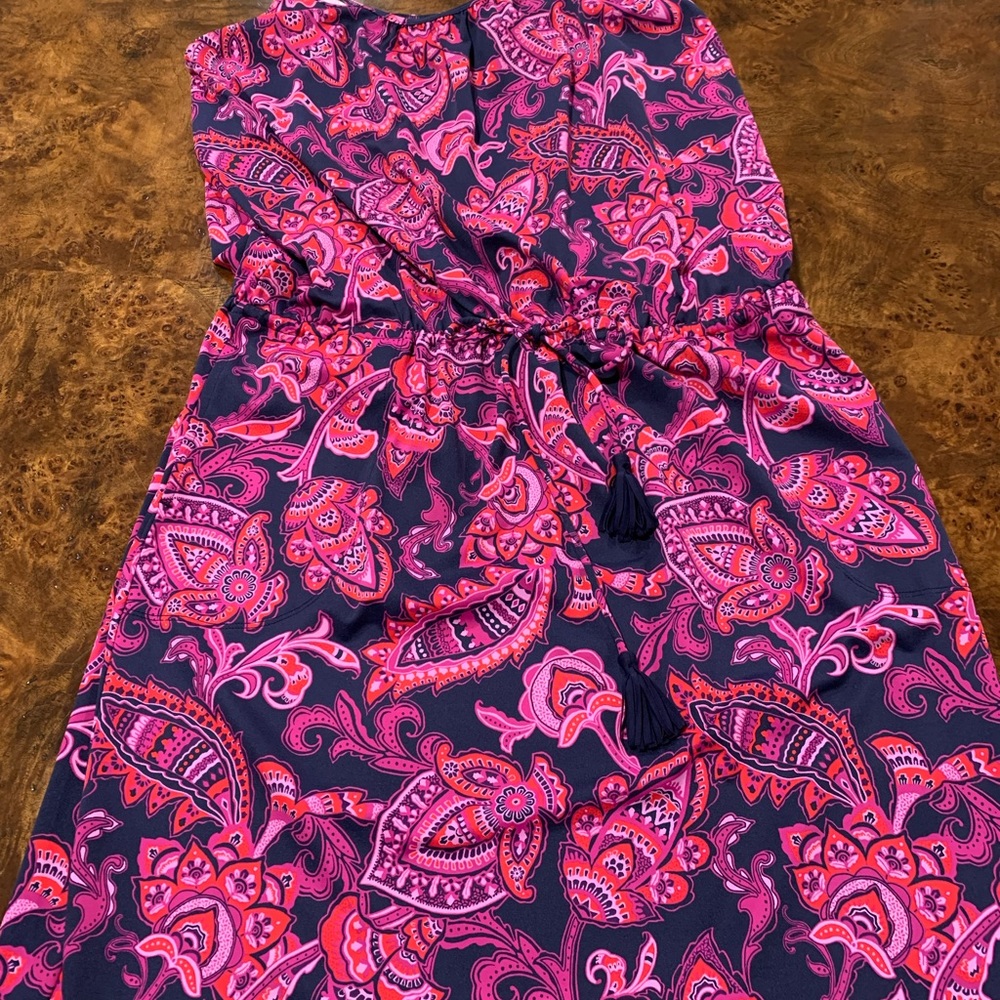 Tommy BAHAMA romper. Beautiful paisley pattern. Size large.